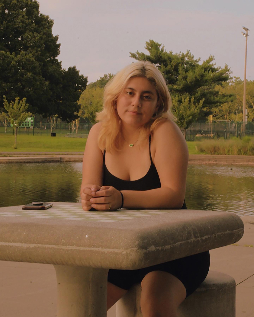 portrait2-of-Naomi-Brito